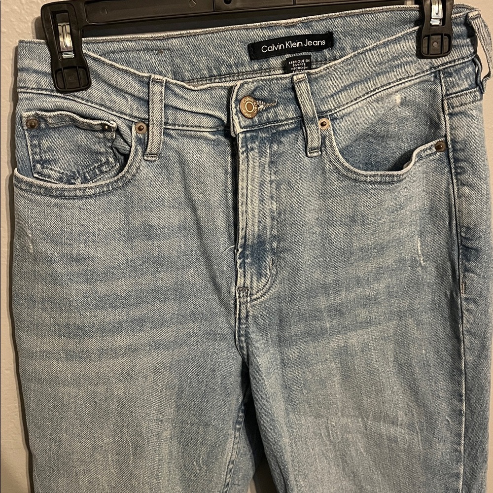 Calvin Klein Women's Straight Leg Jeans in Light Blue - Picture 4 of 7